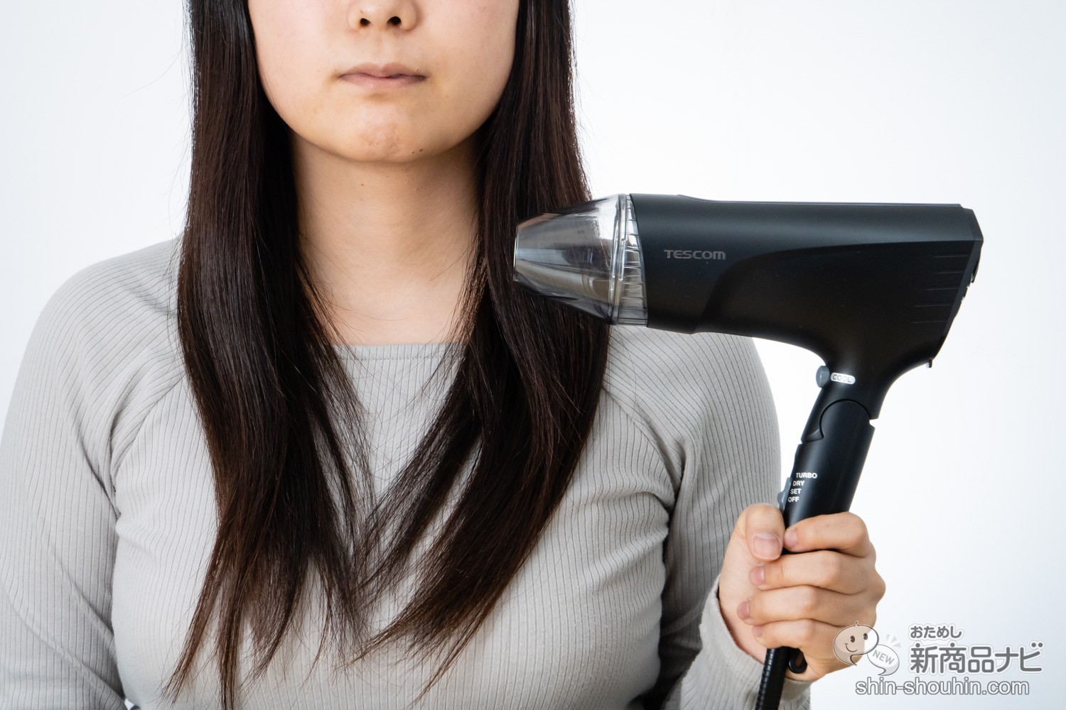 ヘアドライヤー サロン級 軽量 偉 速乾 マイナスイオン ハイパワー 新生活