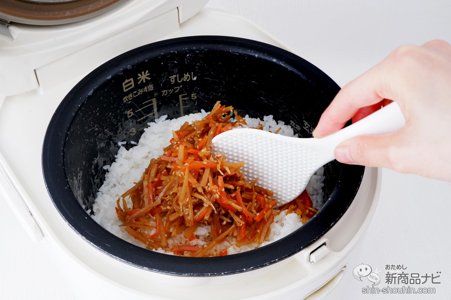 具材たっぷりシャキシャキ食感『きんぴらごぼうご飯の素』は炊き立てごはんに混ぜるだけ おためし新商品ナビ 8838